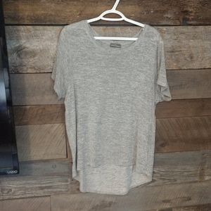 Market & Spruce Soft Grey Tee